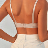 Elegantní push-up podprsenka s jemnou texturou
