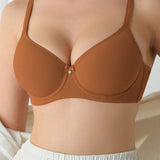 Elegantní push-up podprsenka s jemnou texturou