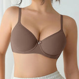 Elegantní push-up podprsenka s jemnou texturou