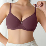 Elegantní push-up podprsenka s jemnou texturou