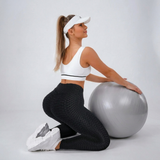 Dámské fitness legíny s texturou a „push-up“ efektem